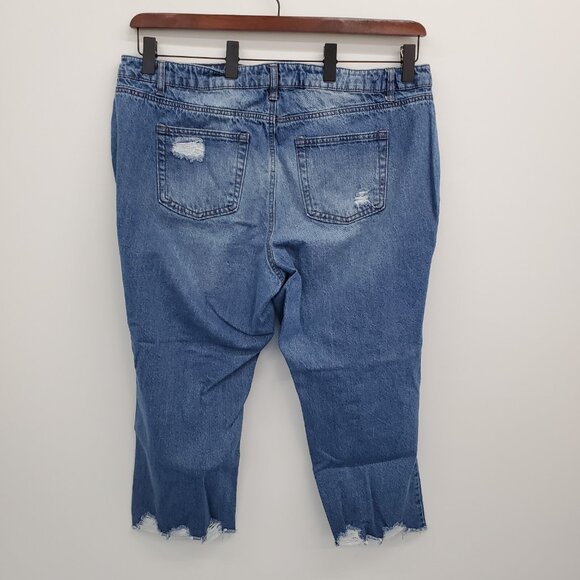 Vanilla Star Womens 20W Blue Distressed Ripped Cropped Jeans Raw Hem Denim - Picture 3 of 14